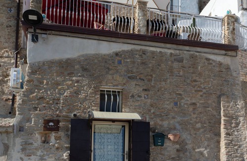 Pomarico Apartment | Wonderful studio apartment in quiet area but a few kilometers from Matera.