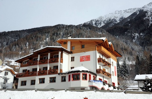 Cogolo Hotel | Wonderful Suite "Edelweiss" in Residence in Peio