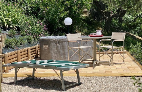 Citta Sant'Angelo Villa | Wonderful villa for 4 guests with WIFI, A/C, hot tub, patio, pets allowed and panoramic view