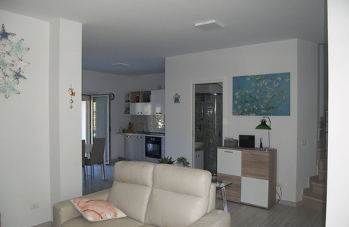 Pizzo Villa | Wonderful villa for 5 people with WIFI, pool, A/C, veranda and pets allowed