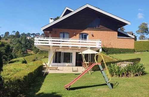 Jardim Manancial House | Wonderful view 10 minutes walk from Capivari!