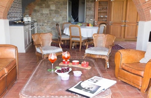 Greve in Chianti Villa | Wonderful villa with panoramic pool and spa, located in the Chianti Classico countryside, near G.
