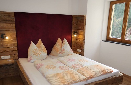 Zellbergeben House | Wonderful villa for 24 guests with WIFI, TV, terrace, pets allowed, panoramic view and parking