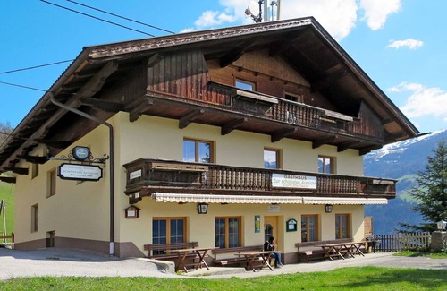 Zellbergeben House | Wonderful villa for 24 guests with WIFI, TV, terrace, pets allowed, panoramic view and parking