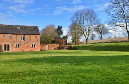 Dalbury Lees House | Wonderful villa for 10 guests with WIFI, hot tub, TV and terrace