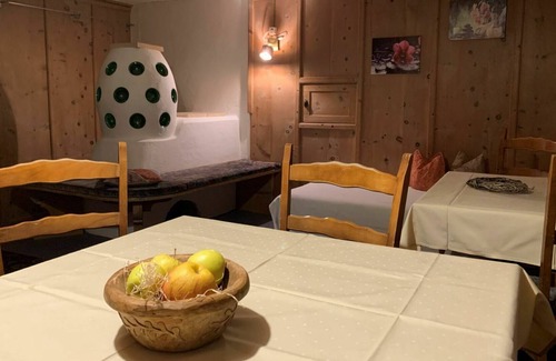 Laengenfeld Villa | Wonderful villa for 10 people with WIFI, TV, terrace and parking