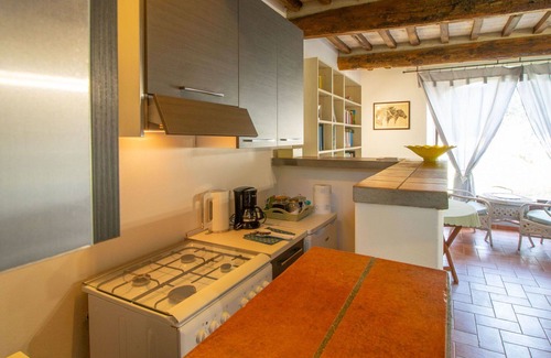Pieve al Bagnoro House | Wonderful villa for 2 guests with pool, TV and patio