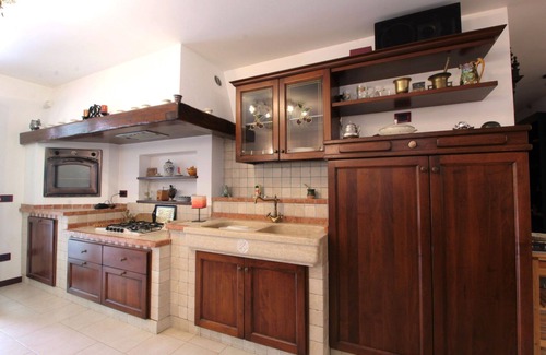 Monfumo Villa | Wonderful villa for 4 people with hot tub, WIFI, pool, TV, patio, pets allowed and parking
