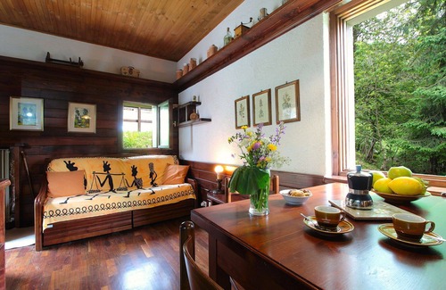 Nevegal House | Wonderful villa for 6 guests with WIFI, TV, terrace and pets allowed