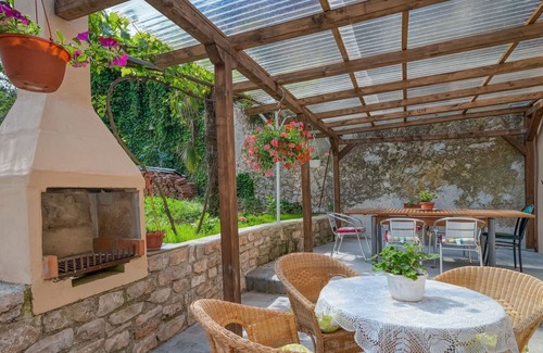 Seget House | Wonderful villa for 6 people with A/C, WIFI, TV, terrace and parking