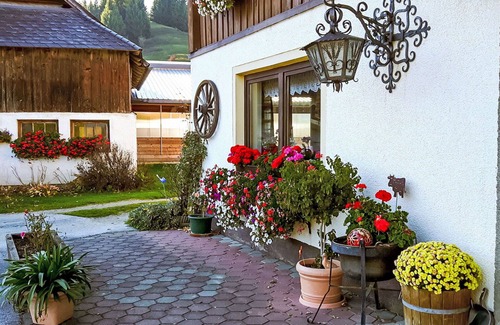 Michaelerberg-Pruggern Villa | Wonderful villa for 9 guests with WIFI, TV and pets allowed
