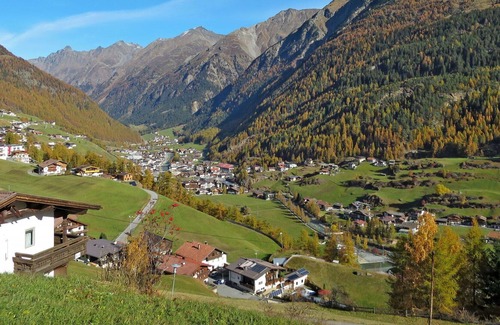 Soelden Villa | Wonderful villa for 9 guests with WIFI, TV, balcony, pets allowed and parking