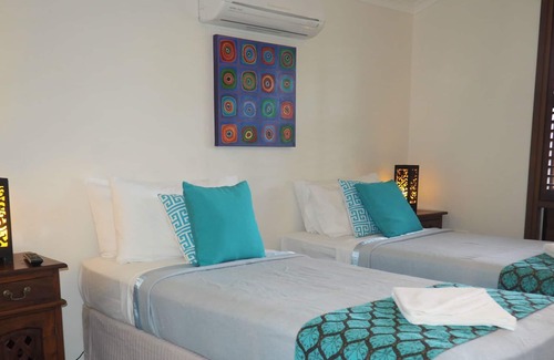 Wongaling Beach Apartment | Wongalinga Absolute Beachfront 2 Bedroom