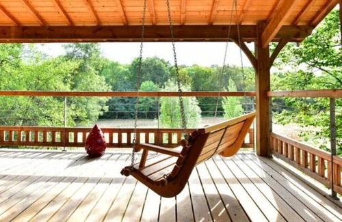 Les Artigues-de-Lussac House | Wood house in the heart of nature