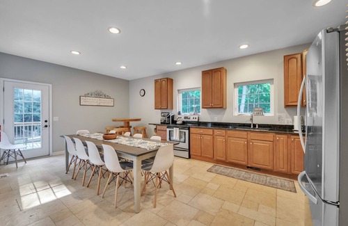 Montague House | Wooded Sands: From Sunrise to Sunset – Make the Most of Your Summer Here!