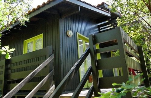 Lacanau Ski Chalet | Wooden chalet on Lacanau lake: a haven of peace surrounded by nature .