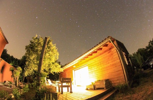 Saint-Quentin-la-Poterie House | Wooden house with large terrace and lovely view