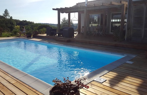 Mouguerre House | WOODEN HOUSE IN THE COUNTRYSIDE, AT THE FOOT OF THE MOUNTAINS, AS THE CROW FLIES FROM THE BEACHES.