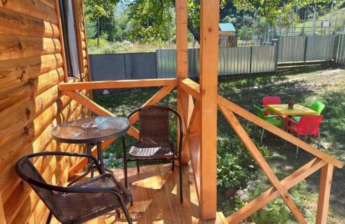 Ambrolauri Apartment | Wooden House Marikosi მარიკოს ხის სახლი