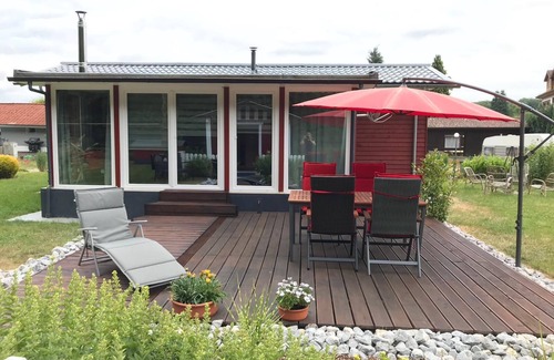 Helferskirchen House | Wooden house with large garden and sauna "dogs welcome"