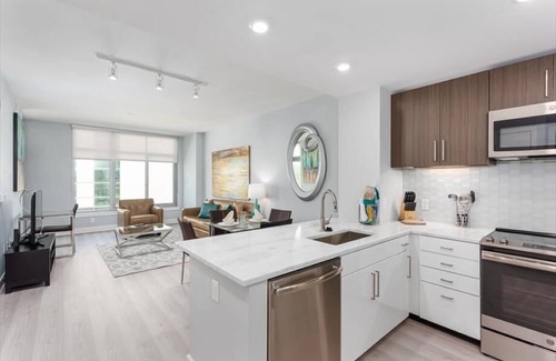 Woodmont Triangle Apartment | Woodmont Triangle| Pet-friendly 1BR | nr Glen Echo Park