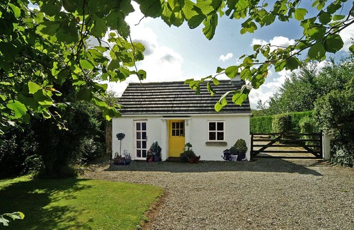 Carrowmoreknock Other | Woodside Cottage - One Bedroom House, Sleeps 2