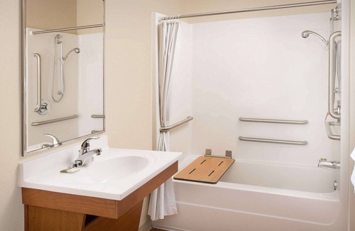 Northeast Raleigh Hotel | WoodSpring Suites Raleigh Northeast Wake Forest