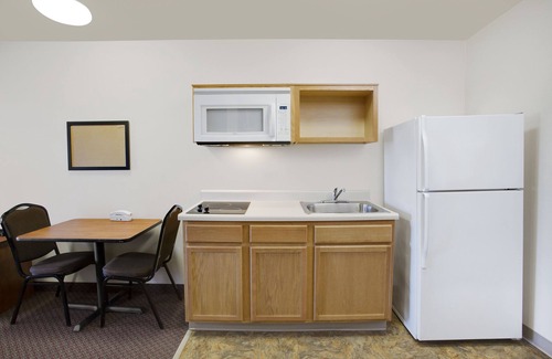 Colonial Heights Hotel | WoodSpring Suites Richmond Colonial Heights Fort Gregg-Adams