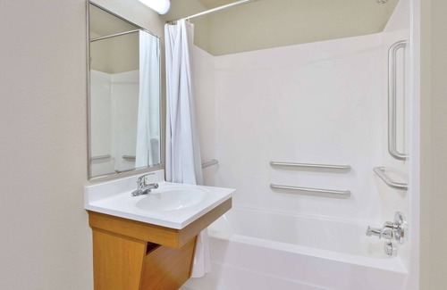 Colonial Heights Hotel | WoodSpring Suites Richmond Colonial Heights Fort Gregg-Adams