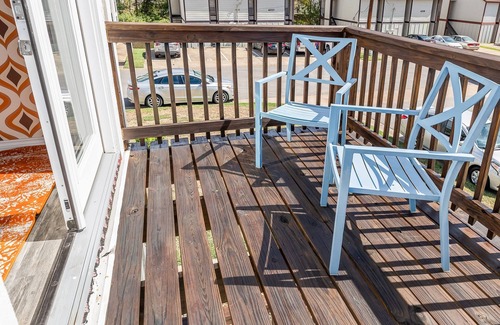 College Station Apartment | Woodstock:2nd Floor, walk to A&M