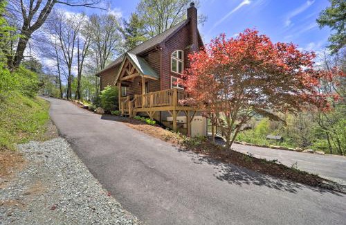 Boone House | Woodsy Mountain-View Getaway with Hot Tub!