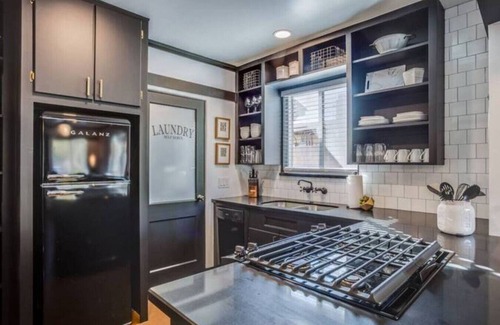 Encanto House | Woodward Place To Be