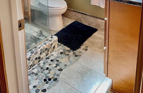 Lake Forest House | Work from Tahoe! Luxury Townhome 2 bed 2 bath