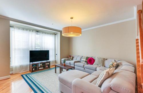 Herndon House | Work, Play and Explore DC Area Herndon Haven!