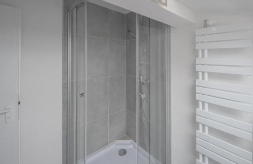 Villingen-Schwenningen Apartment | WORK&SLEEP Moderne Apartments in Villingen Schwenningen - Einzelbetten, TV, Bettwäsche & Handtücher, WLAN
