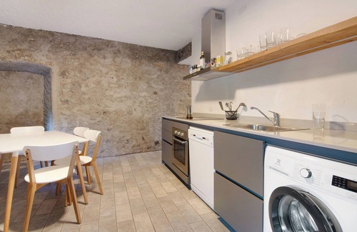 Carlazzo House | Workation Castle: Casa Tremezzo