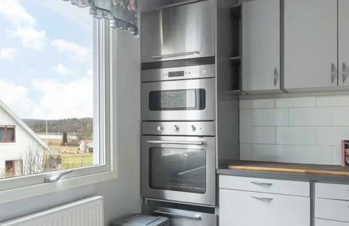 Harestad Apartment | Workers - 10BR - 3 Bath - Parking lot