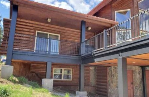 Purgatory House | World class panoramic mountain views and steps away from San Juan Nat'l Forest!