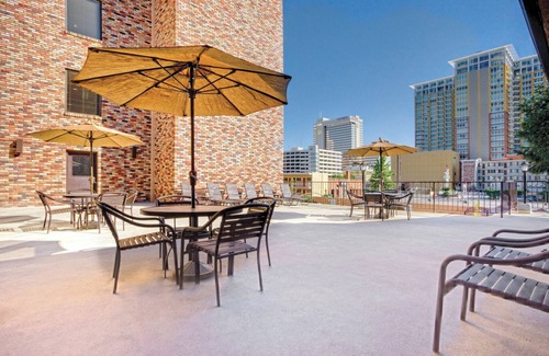 Downtown Reno Condo | WorldMark Reno Resort 1br Suite Saturday Check-In