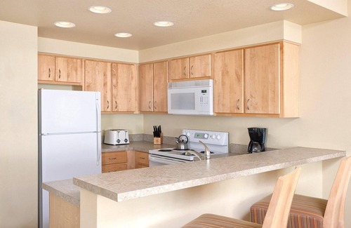 Seaside Gilbert District Resort | Worldmark Seaside, Beachfront Resort! (Add Nights 5, 6 &7 only $50 each.)