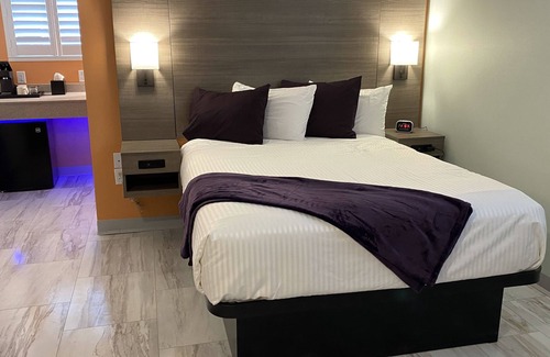 Logan Hotel | Worthington of Logan