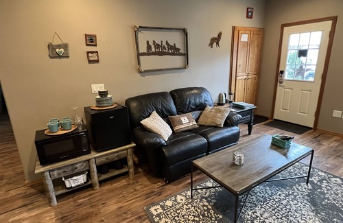 Newberg House | Wounded Knee Ranch at the Red Hills. Full separate and private suite with deck