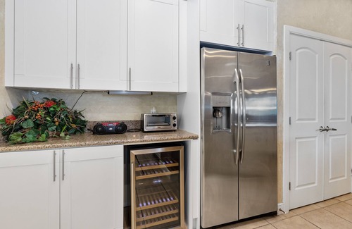 Daytona Beach Condo | WOW! 3 bedroom Oceanfront :Luxury Condo w 2 "king" oceanfront master suites