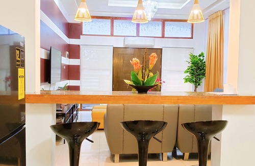 Lapu-Lapu Villa | WOW!4BR Modern House w/Pool w/Karaoke