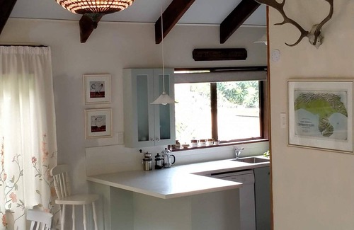 Akaroa House | WOW. A winter getaway with cosy logfire in Akaroa's most peaceful time? YES!