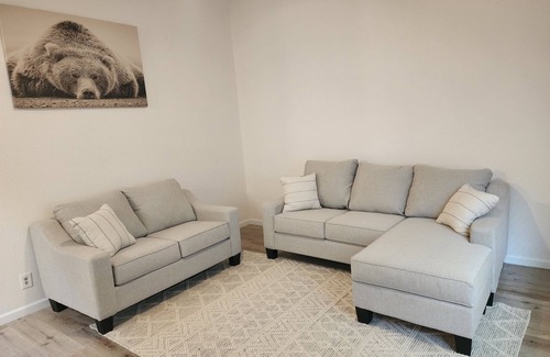 Flagstaff House | WOW Game Room, Sleeps 12, Hot Tub