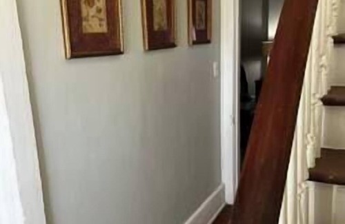Atchison House | WOW! Near MGP; Benedictine <2 miles. 3br 1.5 BA