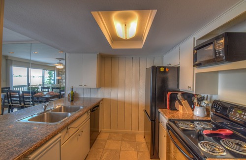 Horseshoe Bay House | Wow! Open Waterfront with Private Boat Dock near Yacht Club on Lake LBJ.