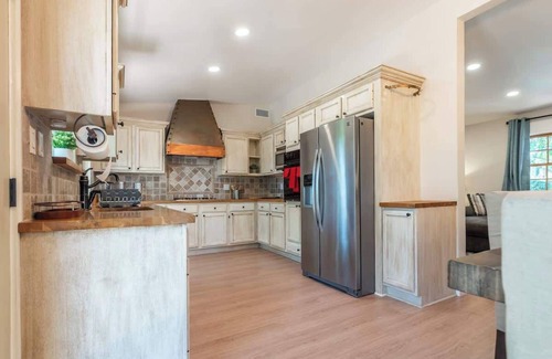 Hillcrest House | Wrap-around deck w/Cyn views, 2bd 2bth, 5mins>DT