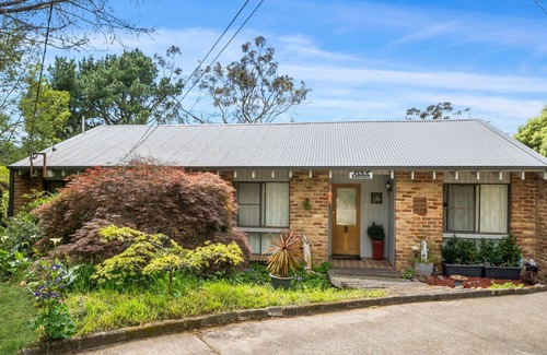 Lawson House | Wrenginia - a charming holiday home nestled in the picturesque Lawson